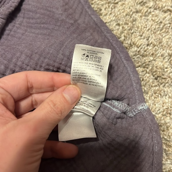 Lucky Brand Women's Cotton Split Back Gauze Texture Button Front Shirt size M - Picture 9 of 10